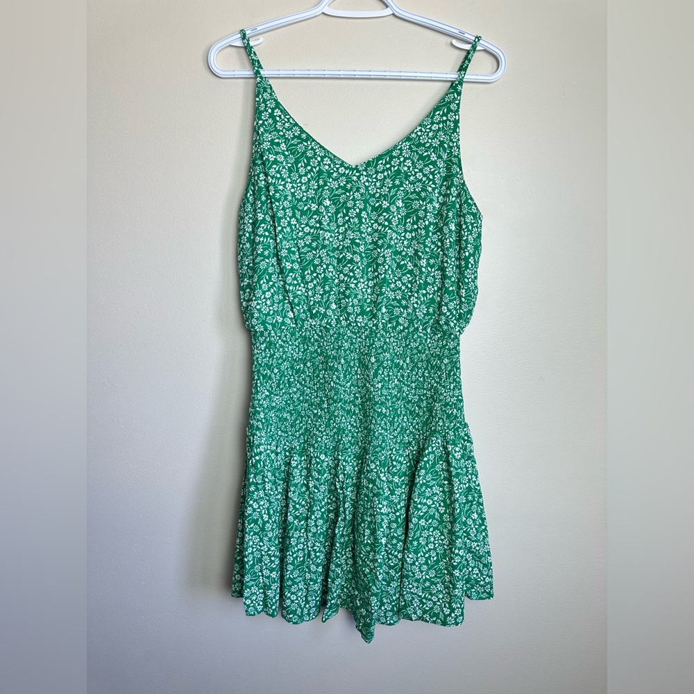 Japna Size M Green Floral Spaghetti Strap Dress